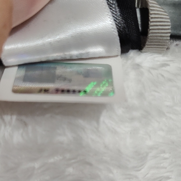 The North Face Women's White Fleece Jacket - Picture 10 of 10